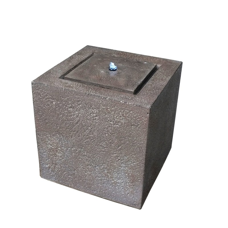 Fuente cubo 40*40*40 marrón